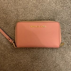 michael kors clutch